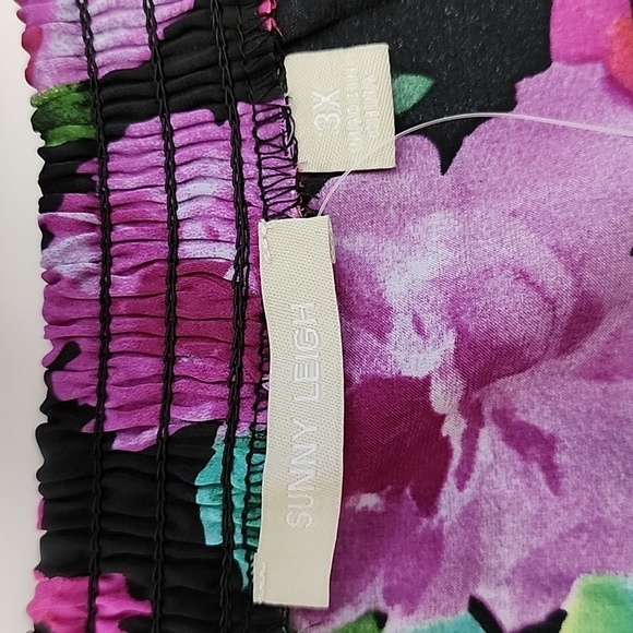 Sunny Leigh Juliet Women's Multi Colour Floral Blouse Print Lightweight Size 3X - Picture 10 of 12